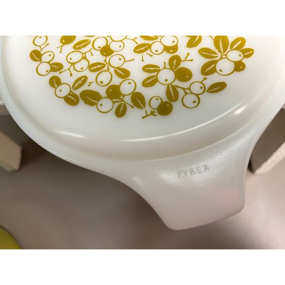 Pyrex 1.5 Qt Retro Round Casserole 474 Verde Green - VTG Olives Pattern Lid - Picture 6 of 8